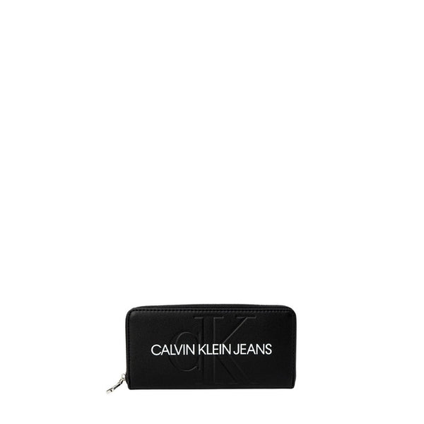 Calvin Klein  Women Wallet